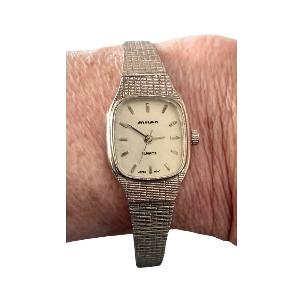 Vintage Milan Women's Silver Tone Quartz Watch Textured Bracelet Japan Movt